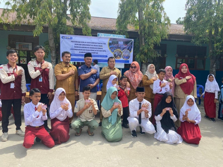 Program Kerja KKN MBKM Universitas Riau Berkolaborasi dengan DISDUKCAPIL Kabupaten Kampar